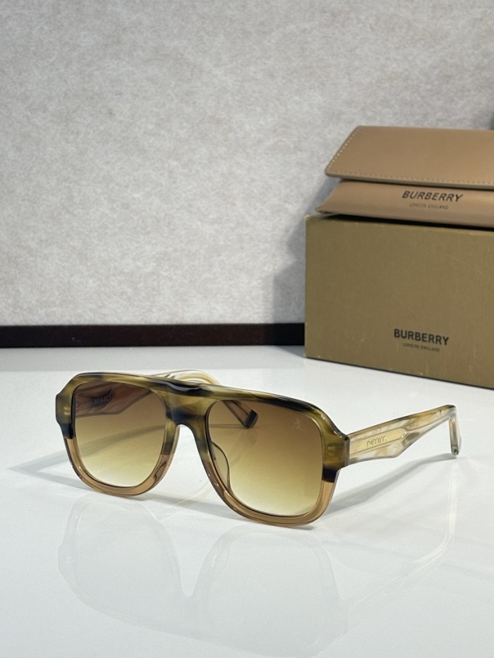 Burberry Sunglasses AAAA-3366