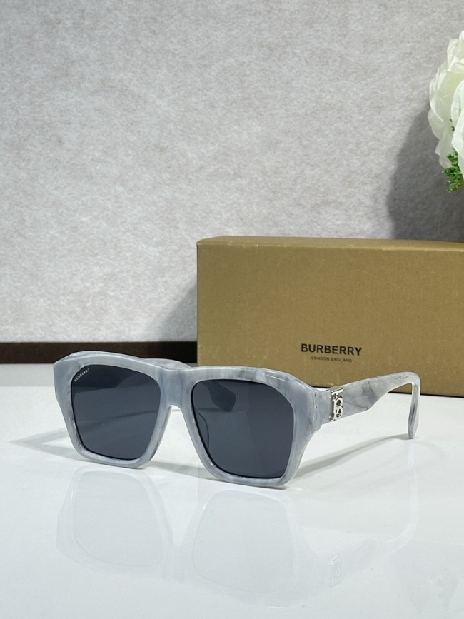 Burberry Sunglasses AAAA-3442
