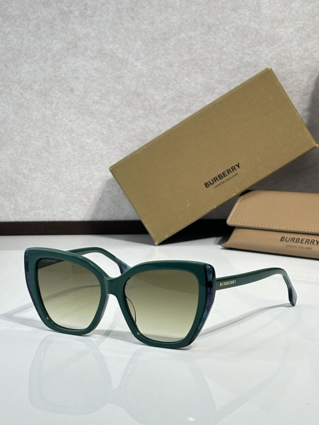 Burberry Sunglasses AAAA-3424
