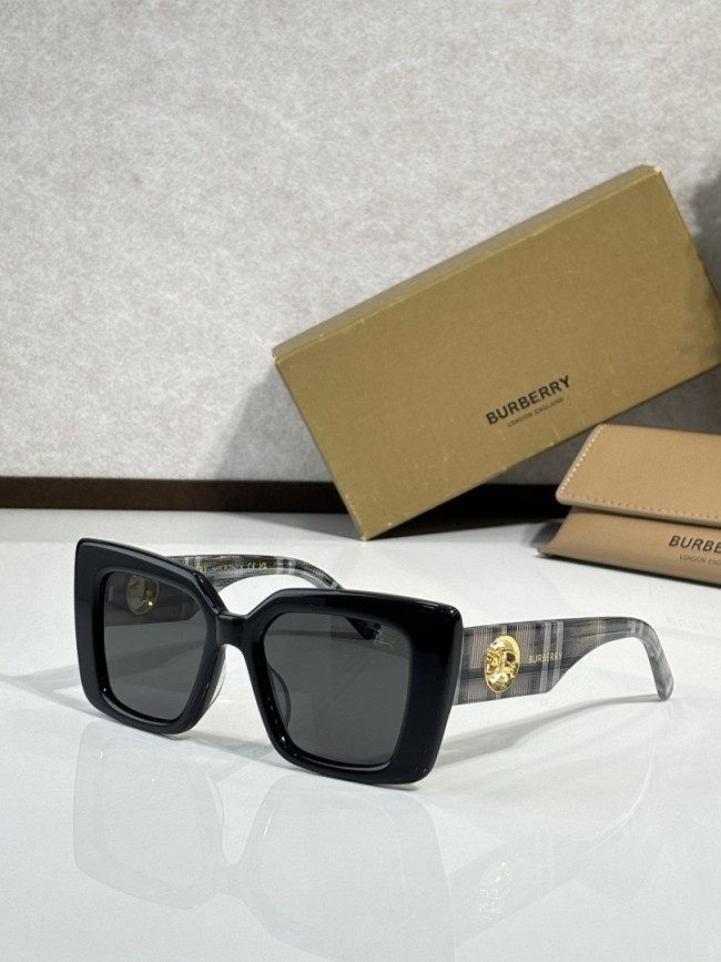 Burberry Sunglasses AAAA-3387