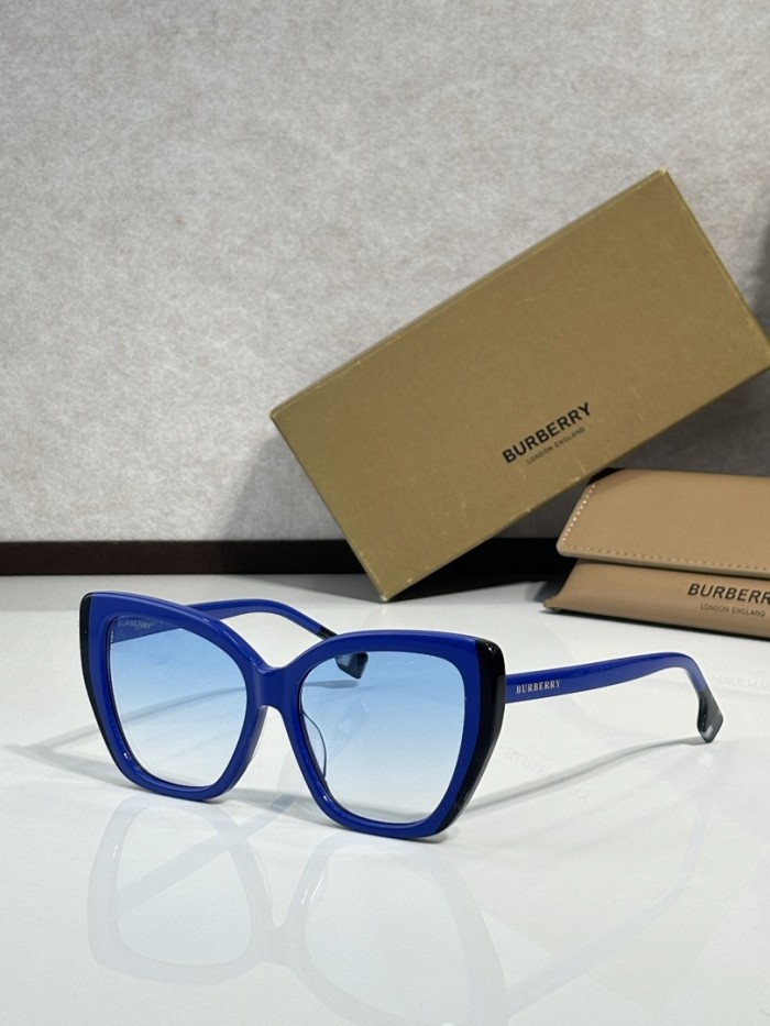 Burberry Sunglasses AAAA-3427