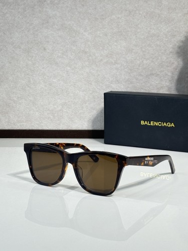 B Sunglasses AAAA-1402