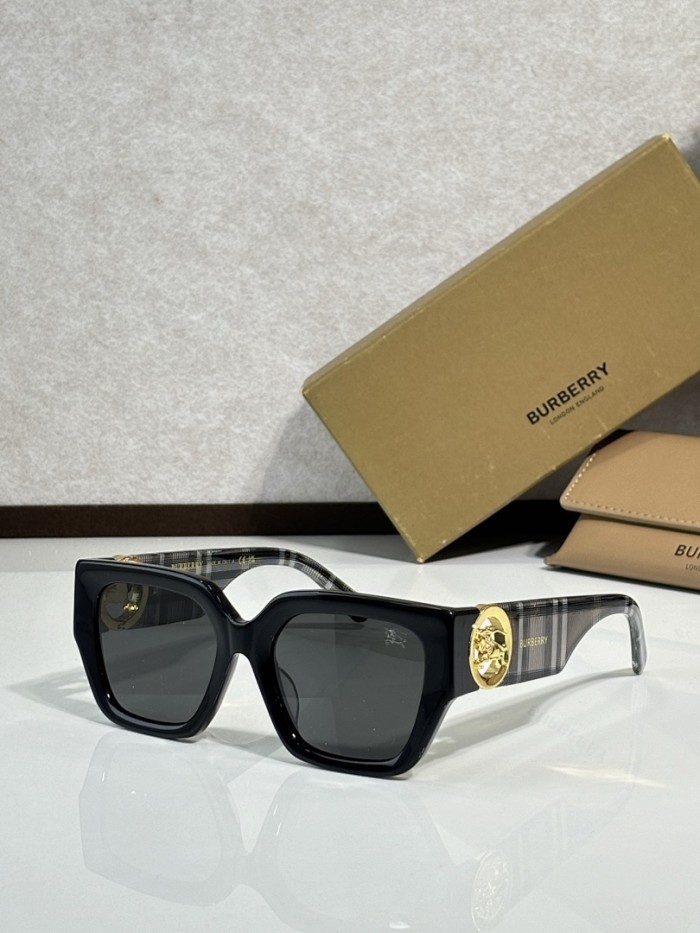 Burberry Sunglasses AAAA-3409