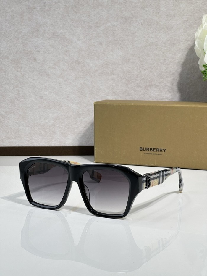 Burberry Sunglasses AAAA-3440