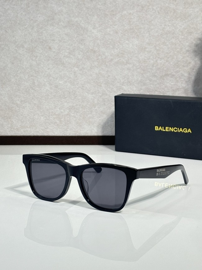 B Sunglasses AAAA-1406