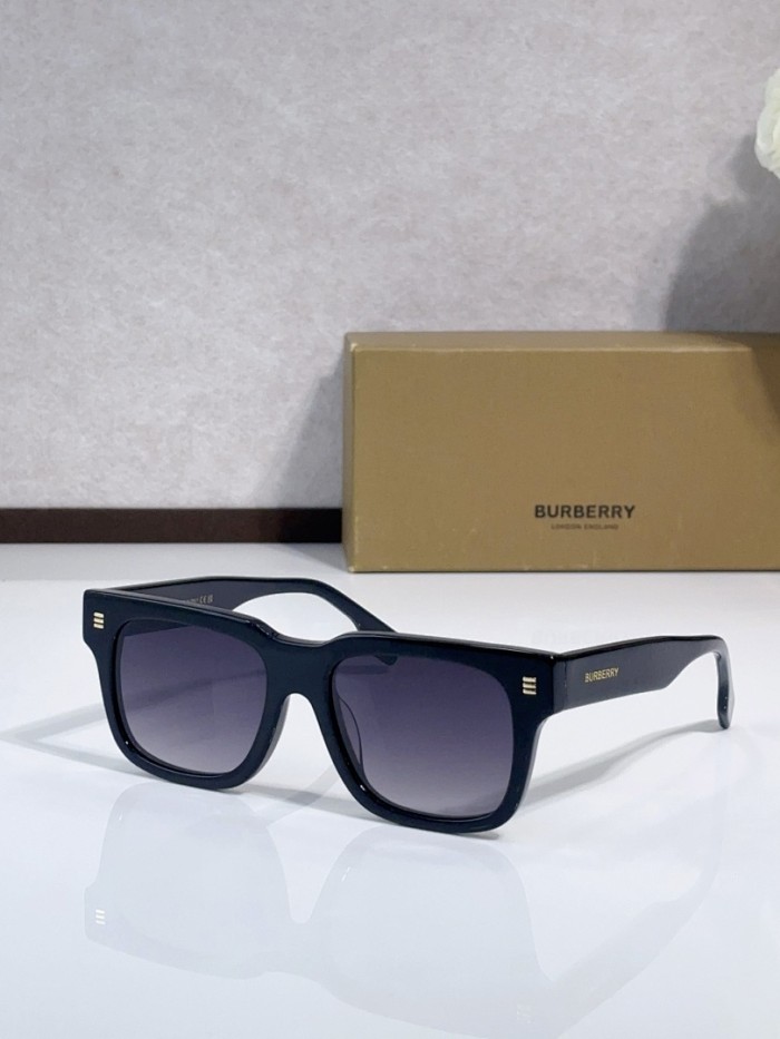 Burberry Sunglasses AAAA-3350