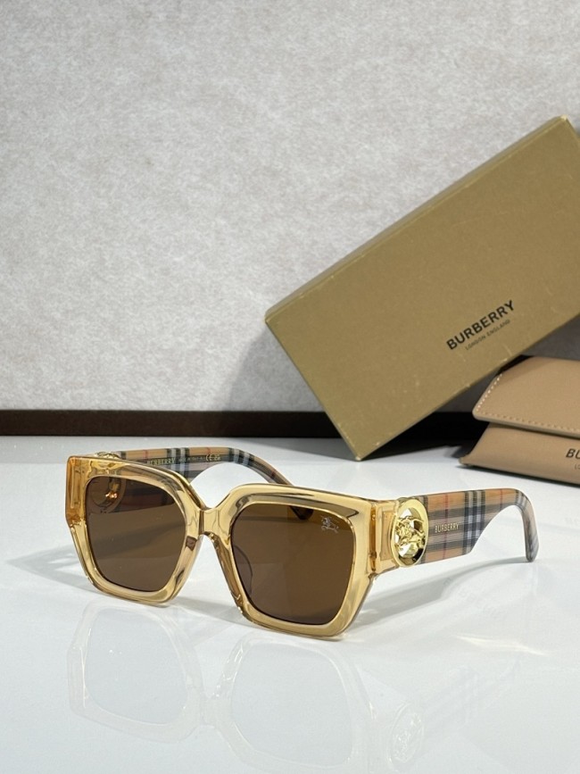 Burberry Sunglasses AAAA-3415