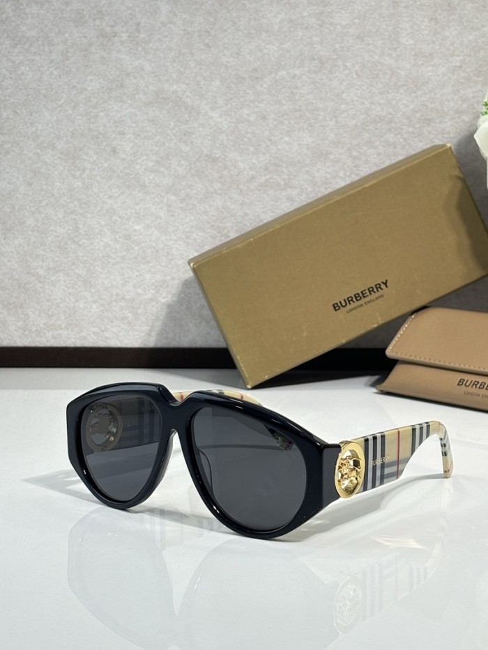 Burberry Sunglasses AAAA-3385