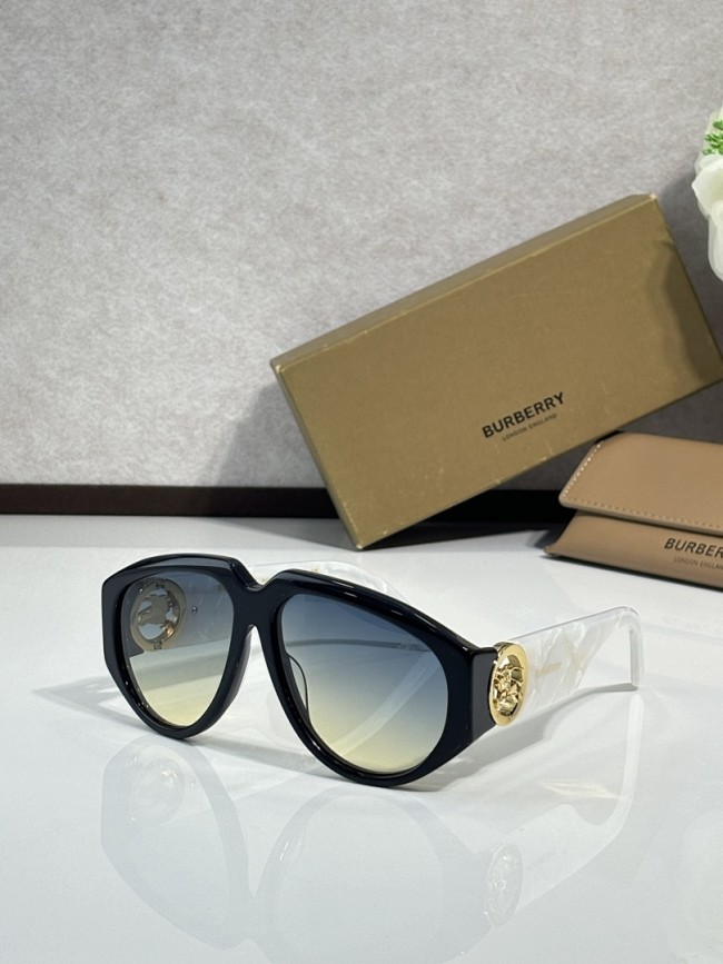 Burberry Sunglasses AAAA-3383