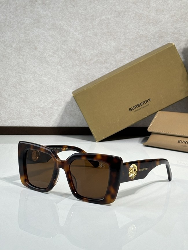 Burberry Sunglasses AAAA-3392
