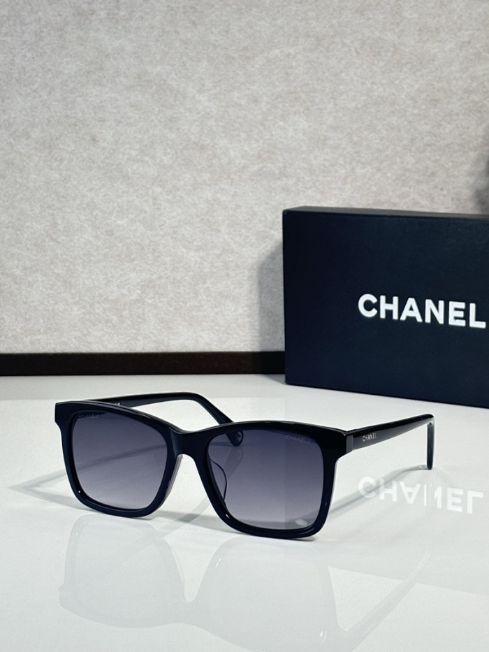 CHNL Sunglasses AAAA-6328