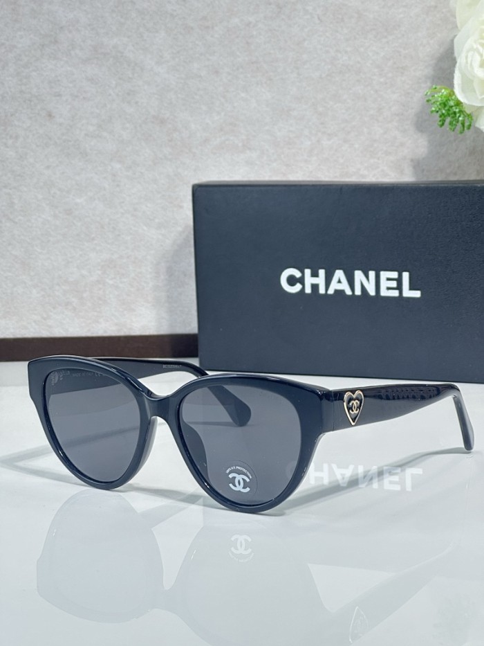 CHNL Sunglasses AAAA-6430