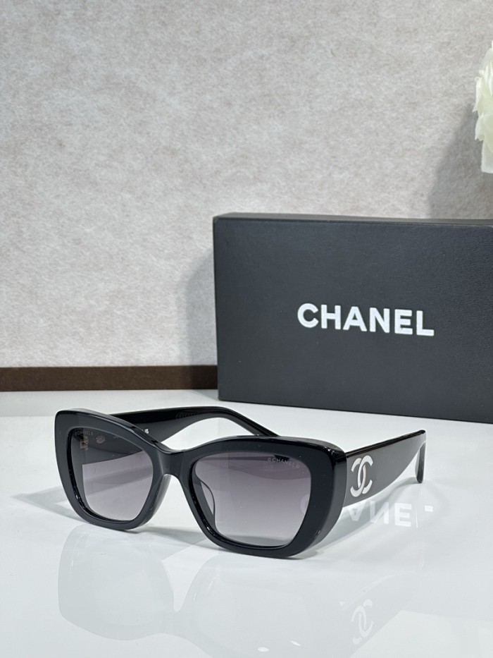 CHNL Sunglasses AAAA-6456
