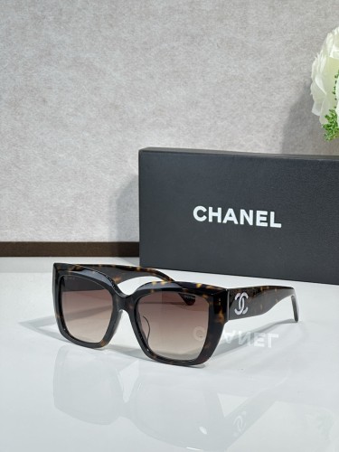 CHNL Sunglasses AAAA-6486