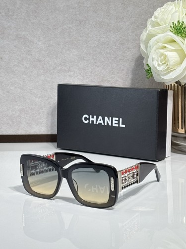 CHNL Sunglasses AAAA-6466