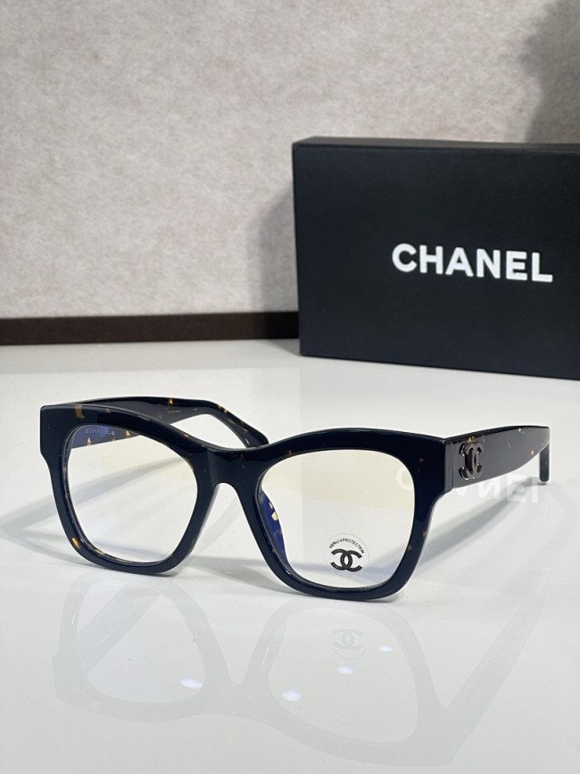 CHNL Sunglasses AAAA-6389