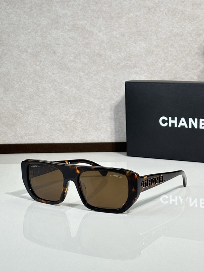 CHNL Sunglasses AAAA-6299