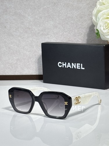 CHNL Sunglasses AAAA-6522