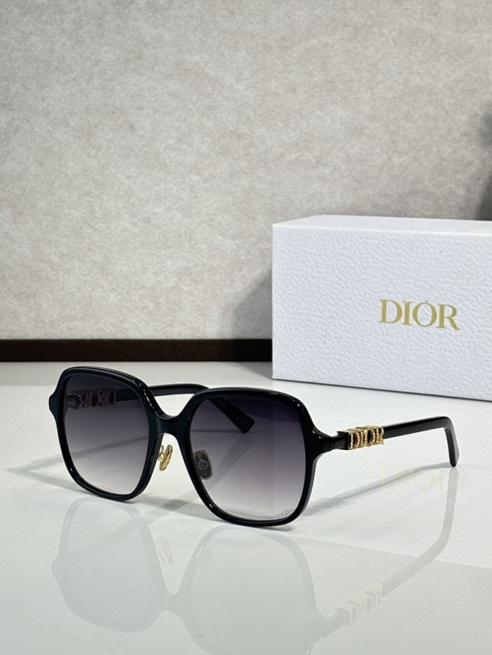 Dior Sunglasses AAAA-4398