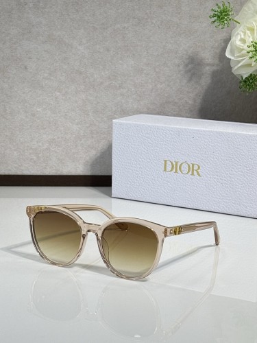 Dior Sunglasses AAAA-4426