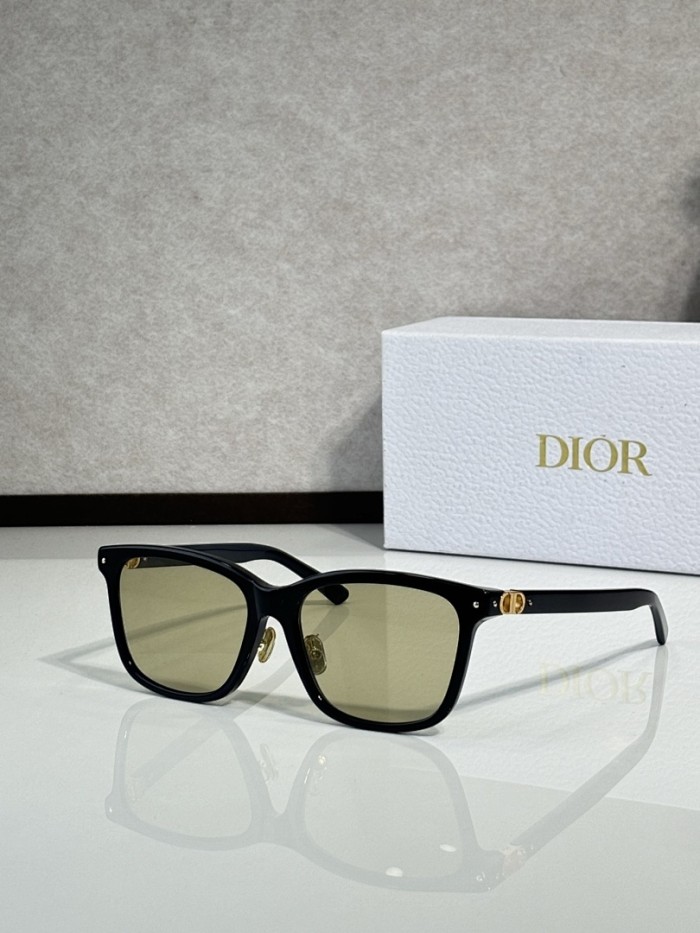 Dior Sunglasses AAAA-4469