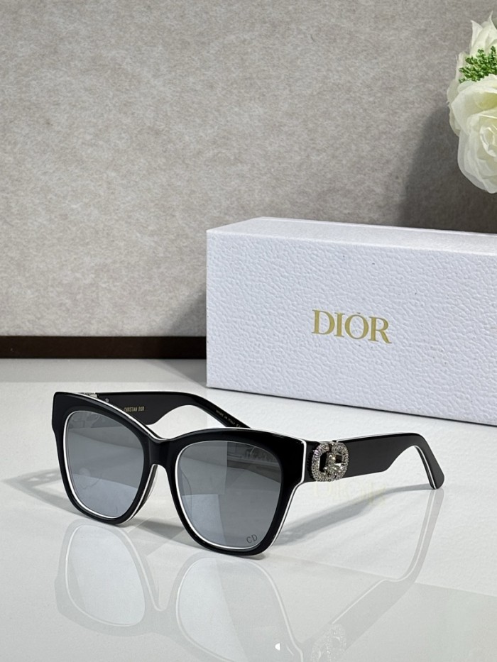 Dior Sunglasses AAAA-4295
