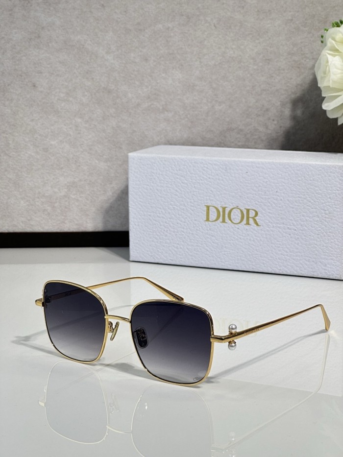 Dior Sunglasses AAAA-4601