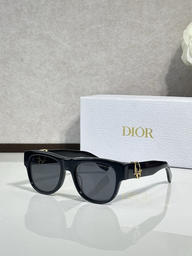Dior Sunglasses AAAA-4628