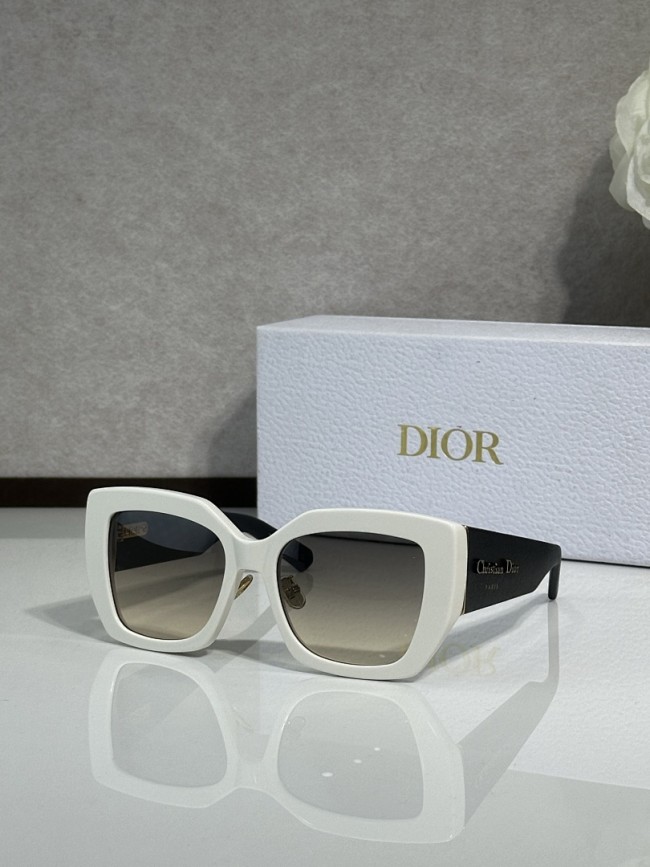 Dior Sunglasses AAAA-4617