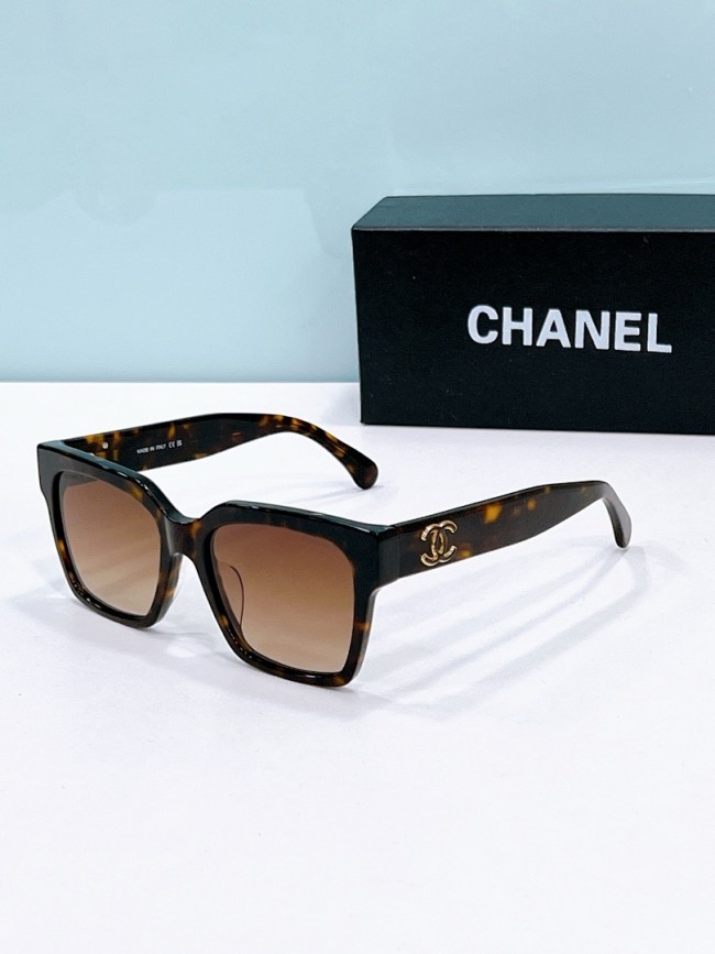 CHNL Sunglasses AAAA-6595
