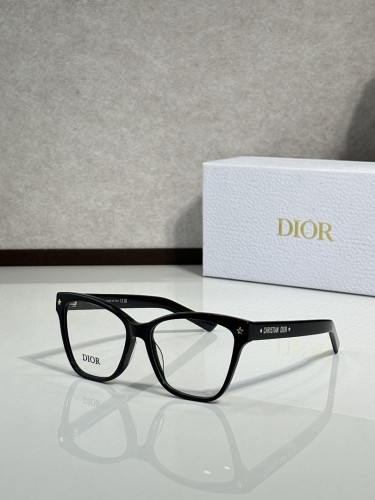 Dior Sunglasses AAAA-4331