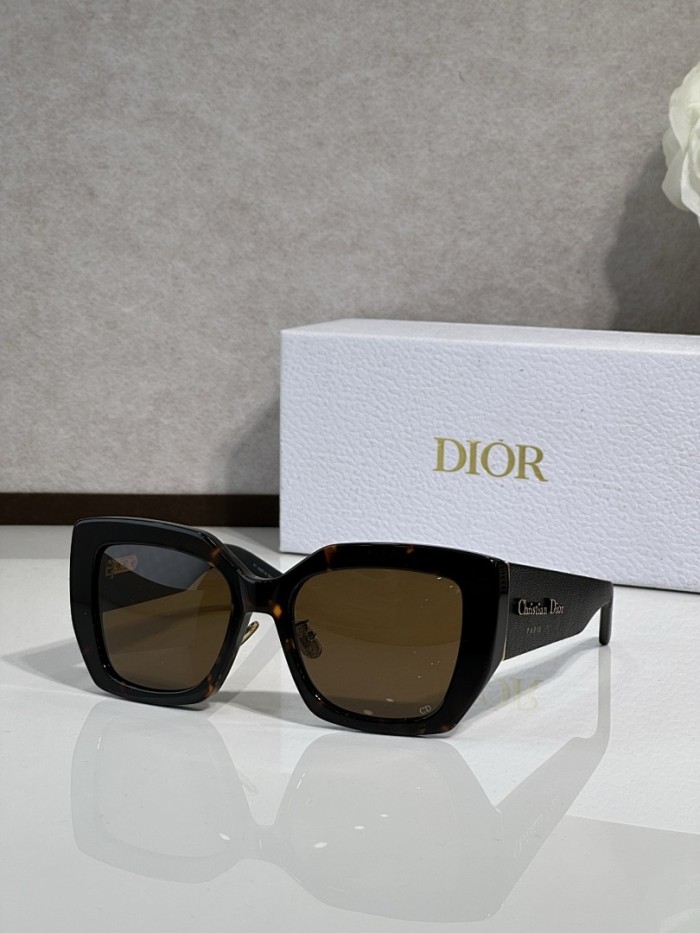 Dior Sunglasses AAAA-4616