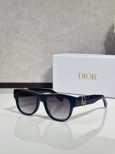 Dior Sunglasses AAAA-4629