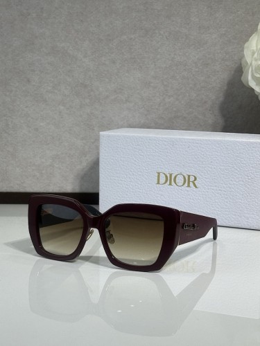 Dior Sunglasses AAAA-4615