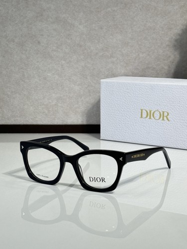 Dior Sunglasses AAAA-4419