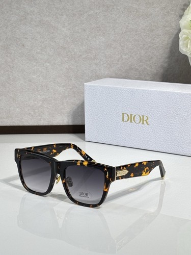 Dior Sunglasses AAAA-4488