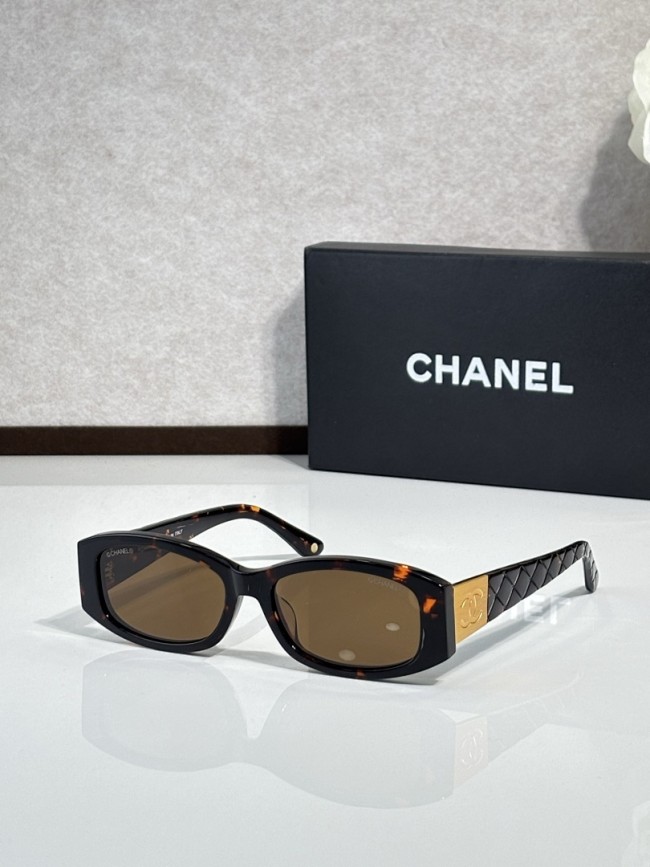 CHNL Sunglasses AAAA-6644