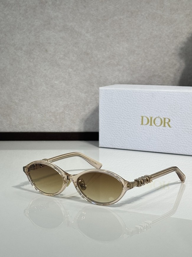 Dior Sunglasses AAAA-4408