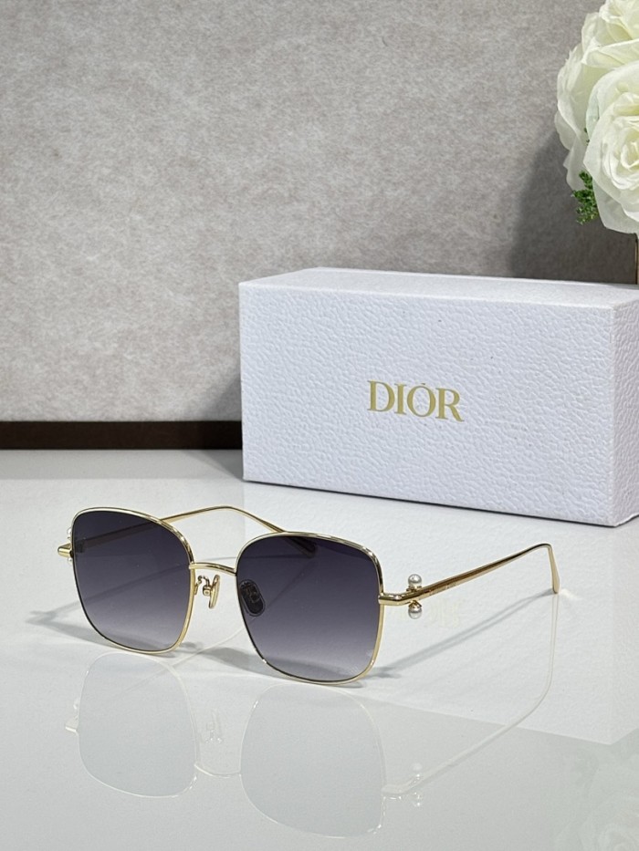 Dior Sunglasses AAAA-4566