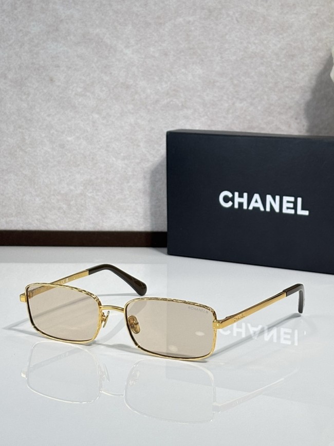 CHNL Sunglasses AAAA-6604