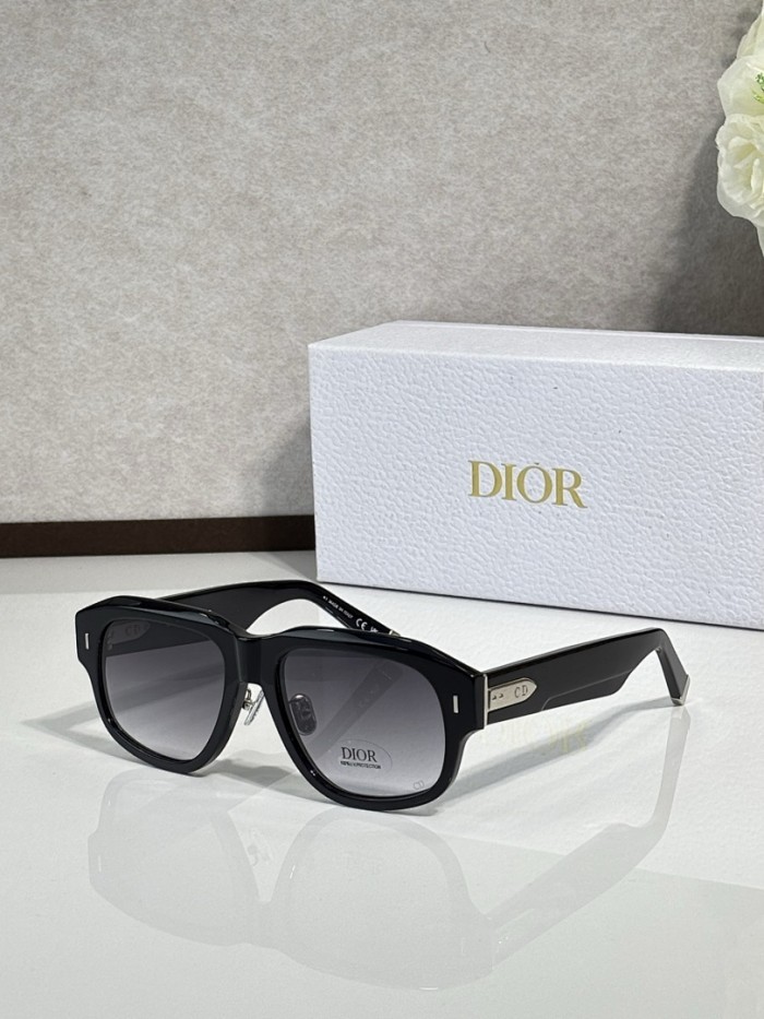 Dior Sunglasses AAAA-4505