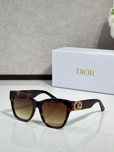 Dior Sunglasses AAAA-4296