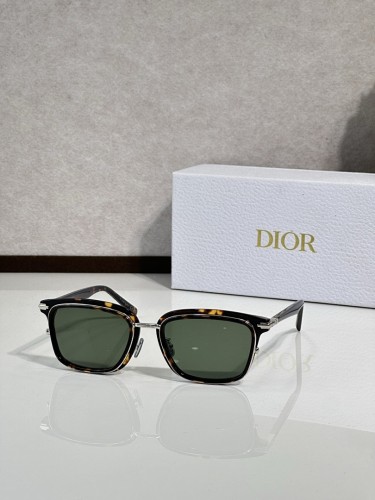 Dior Sunglasses AAAA-4671
