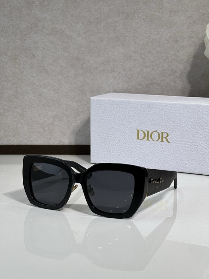 Dior Sunglasses AAAA-4614