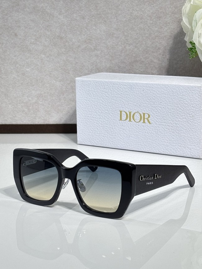 Dior Sunglasses AAAA-4554