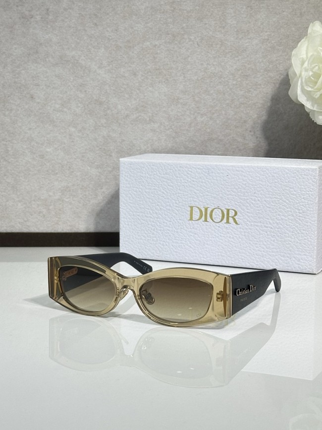Dior Sunglasses AAAA-4622