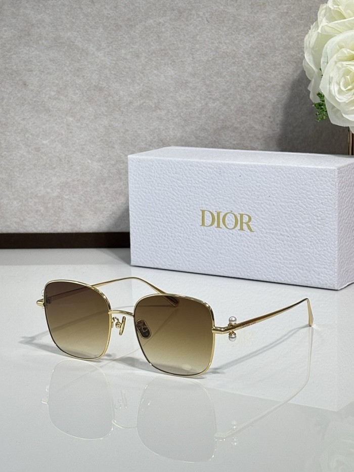 Dior Sunglasses AAAA-4564