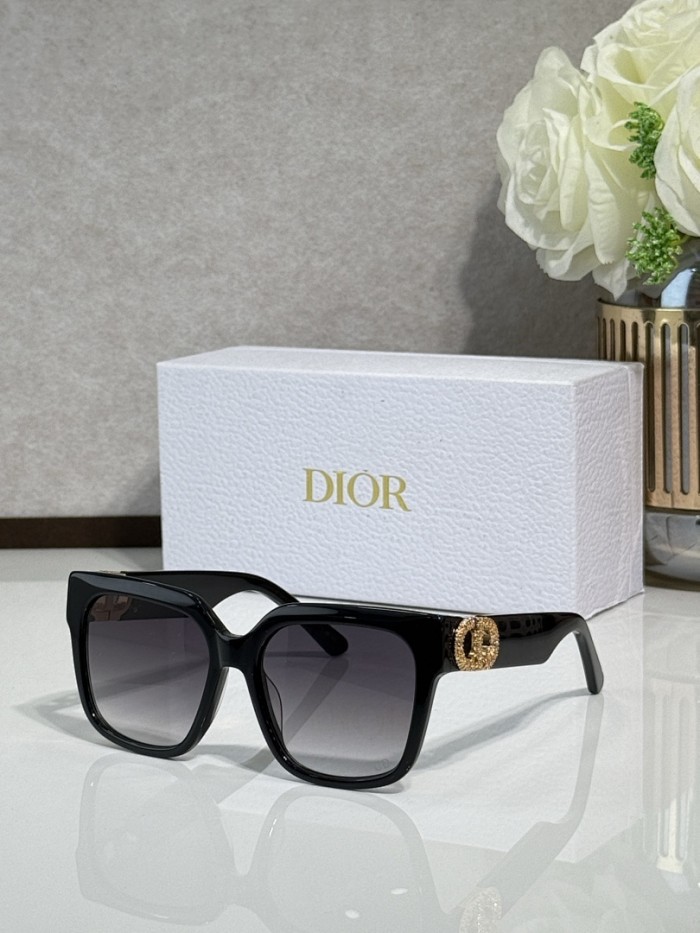 Dior Sunglasses AAAA-4656