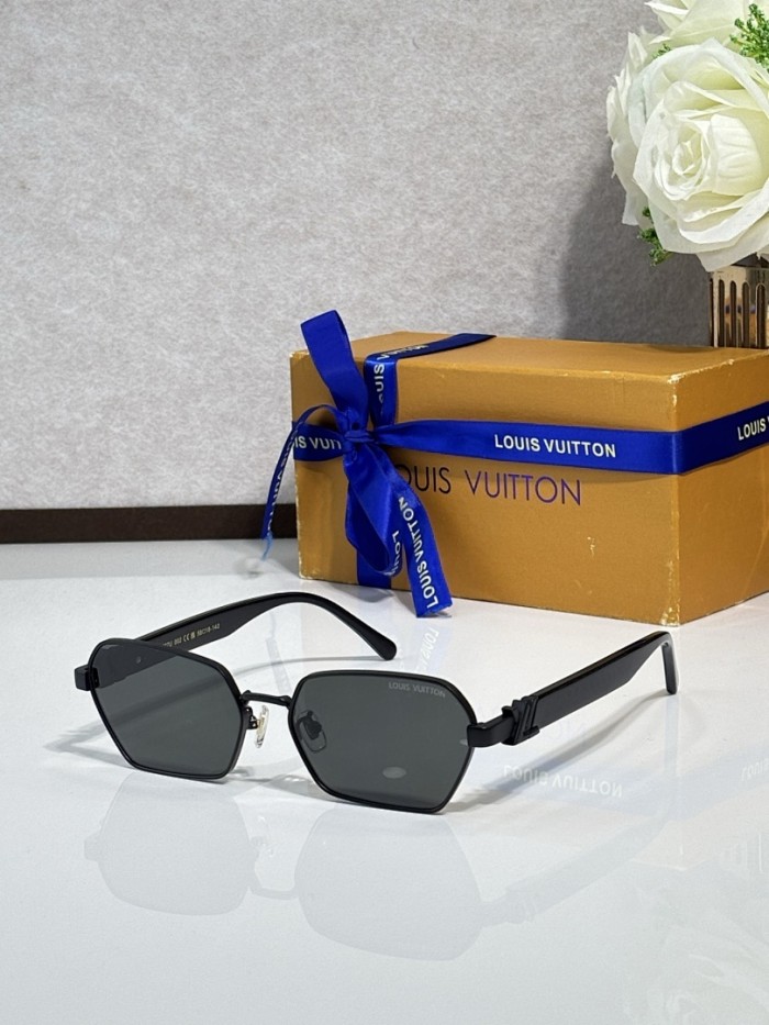 LV Sunglasses AAAA-7335