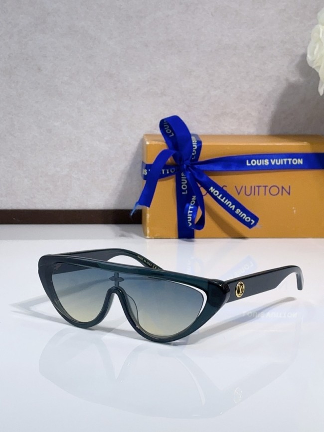 LV Sunglasses AAAA-7041